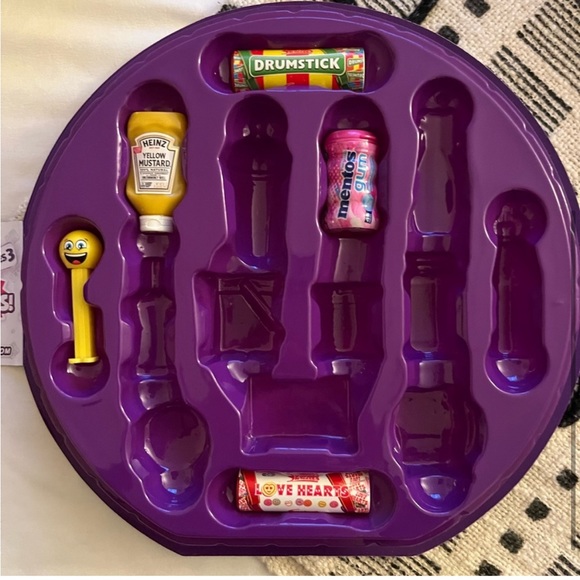 ENTIRE Mini Brands Collection *Collector’s case, metallic, gold rush* - Picture 4 of 10